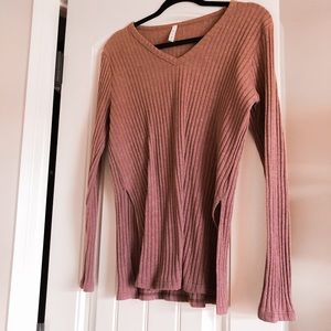 Mauve purple boutique sweater